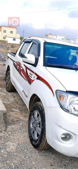 تويوتا هايلوكس